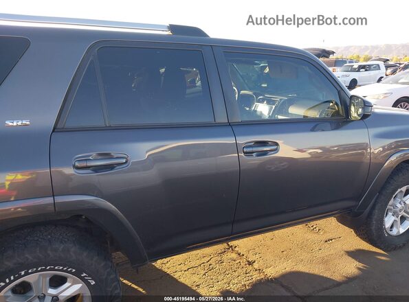 JTEMU5JR1P6156468 2023 TOYOTA 4RUNNER Серый Вид задней части салона