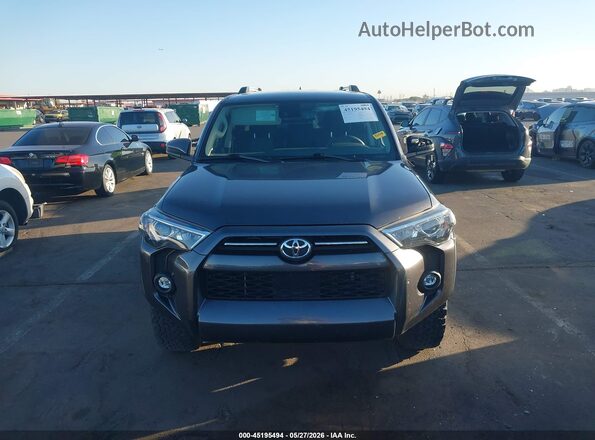 JTEMU5JR1P6156468 2023 TOYOTA 4RUNNER Серый Вид щитка приборов