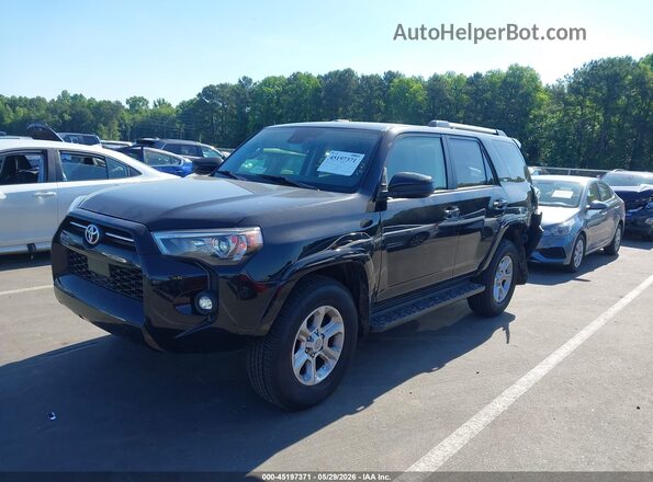 JTEMU5JR2R6251138 2024 TOYOTA 4RUNNER Black Передня ліва чверть