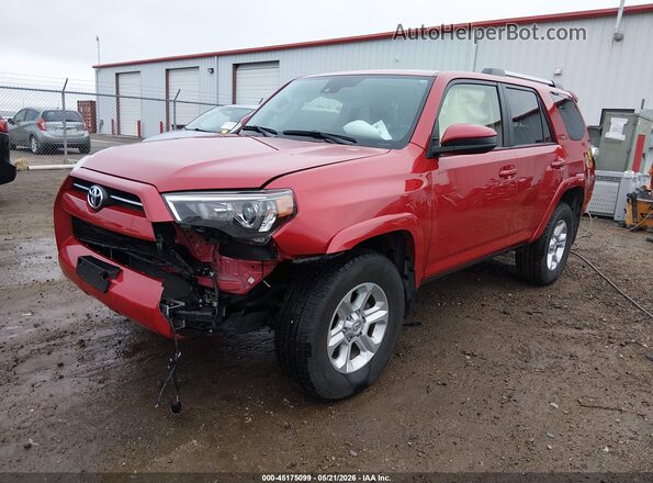 JTEMU5JR9R6219934 2024 TOYOTA 4RUNNER Red Առջևի ձախ երեք քառորդ տեսարան