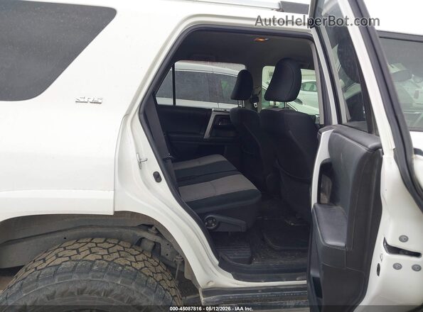 JTEMU5JRXM5868821 2021 TOYOTA 4RUNNER White Вид наклейки з VIN-кодом
