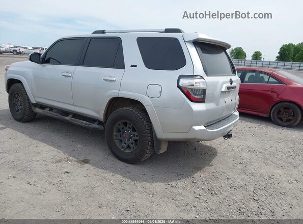 JTENU5JR5P6209693 2023 TOYOTA 4RUNNER Silver Trasero izquierdo