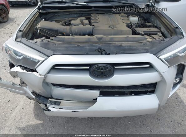 JTENU5JR5P6209693 2023 TOYOTA 4RUNNER Silver Vista trasera