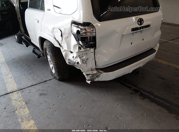 JTENU5JR7P6155166 2023 TOYOTA 4RUNNER White Widok z przodu