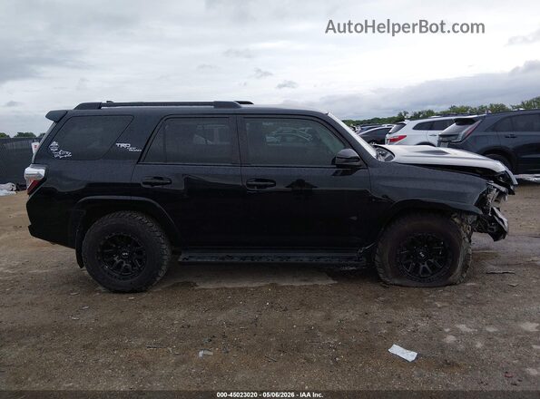 JTEPU5JR6M5930356 2021 TOYOTA 4RUNNER Black 