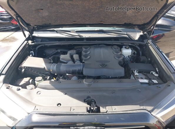 JTEPU5JR6R6289047 2024 TOYOTA 4RUNNER Black უკანა ხედი