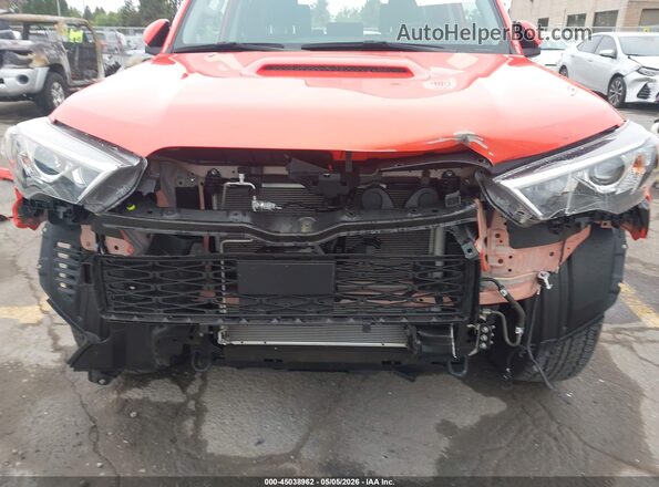 JTERU5JR3R6243930 2024 TOYOTA 4RUNNER Orange Vista frontal