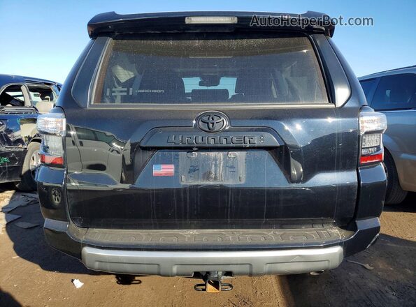 JTERU5JRXR6247523 2024 TOYOTA 4RUNNER Black Widok z tyłu