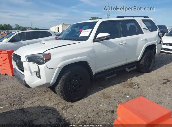 JTERU5JRXR6295555 2024 TOYOTA 4RUNNER White Front left