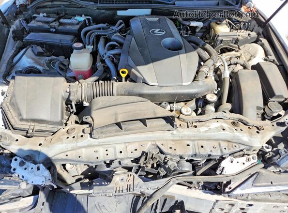 JTHBA1D23J5065886 2018 LEXUS IS White Vista interior trasera