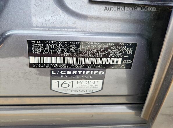 JTHBA1D25H5060120 2017 LEXUS IS Silver Widok komory silnika