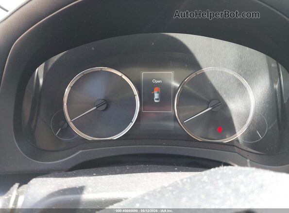 JTHBA1D25J5069082 2018 LEXUS IS 300 Silver Widok tylnych siedzeń