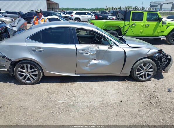 JTHBA1D25J5069082 2018 LEXUS IS 300 Silver Widok zestawu wskaźników