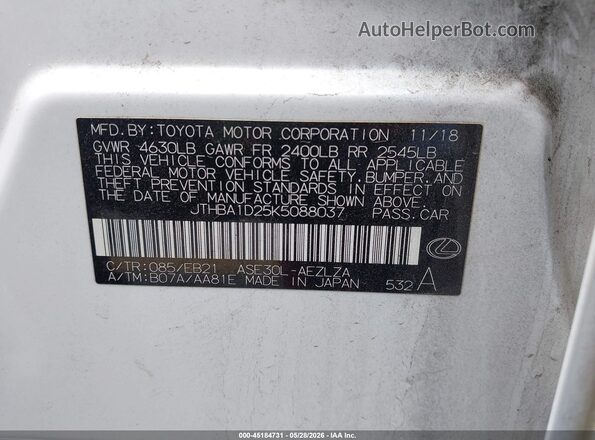 JTHBA1D25K5088037 2019 LEXUS IS 300 White Вид підкапотного простору
