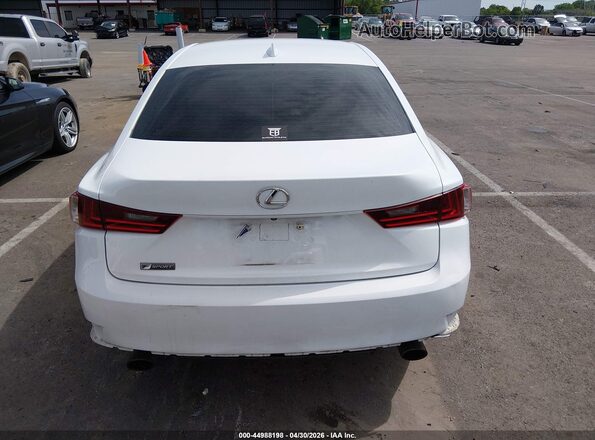 JTHBA1D26G5009224 2016 LEXUS IS 200T White 