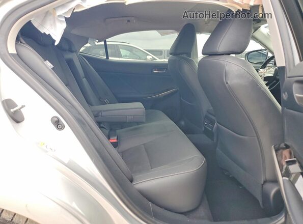 JTHBA1D29H5061237 2017 LEXUS IS Silver Вид задніх сидінь