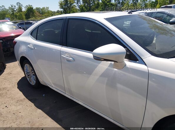 JTHBK1GG5G2225524 2016 LEXUS ES 350 White Widok wnętrza z tyłu