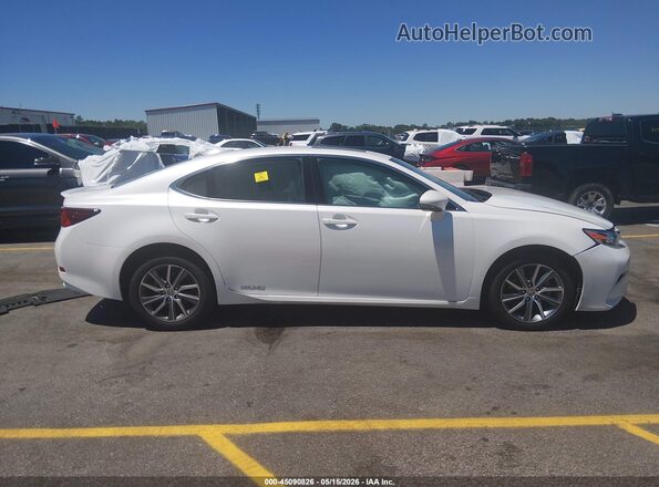 JTHBW1GG7H2145504 2017 LEXUS ES 300H White Vista interior trasera
