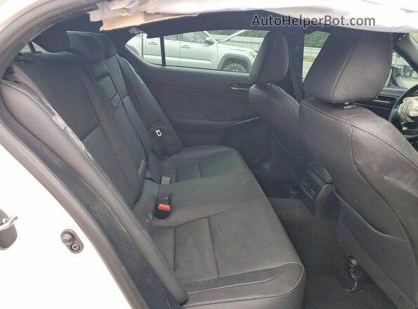 JTHCA1D2XR5132340 2024 LEXUS IS White Հետևի նստատեղերի տեսք