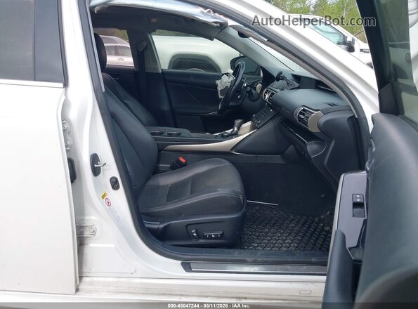 JTHCM1D20G5001566 2016 LEXUS IS 300 Белый Вид салона спереди