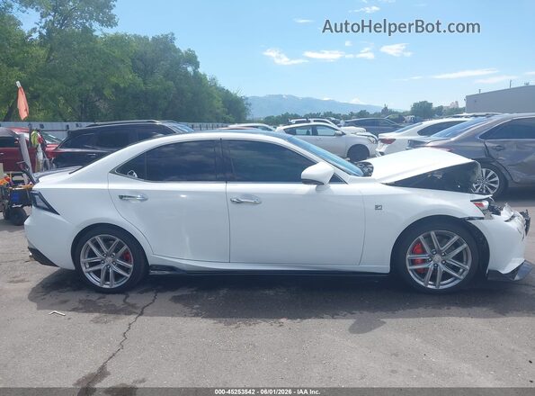 JTHCM1D21G5010048 2016 LEXUS IS 300 White Widok wnętrza z tyłu
