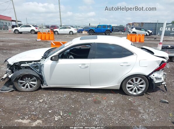 JTHCM1D24G5003305 2016 LEXUS IS 300 White Вид задньої частини салону