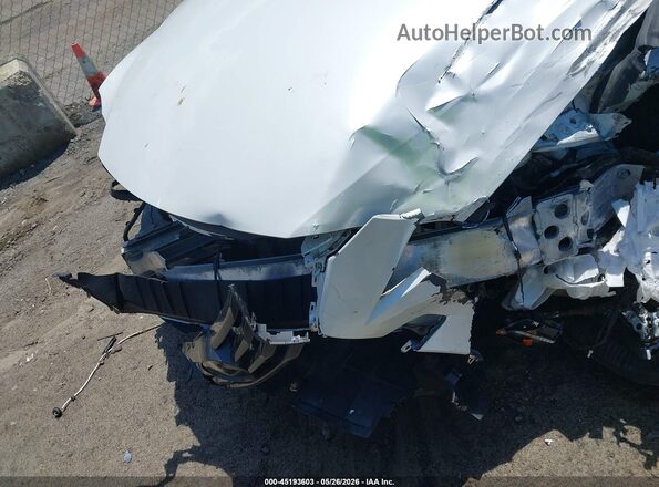 JTHCM1D2XH5015637 2017 LEXUS IS 300 White Widok komory silnika