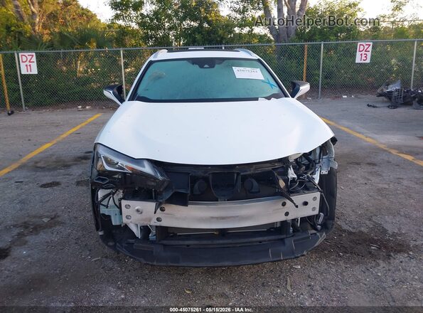 JTHE3JBH8M2041460 2021 LEXUS UX 200 White Vista interior trasera