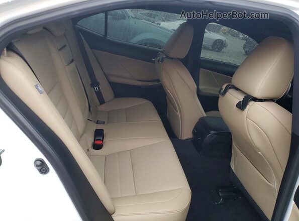 JTHGA1D29L5106479 2020 LEXUS IS White უკანა სავარძლების ხედი