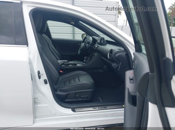 JTHGZ1B29M5047267 2021 LEXUS IS 350 White Widok wnętrza z przodu