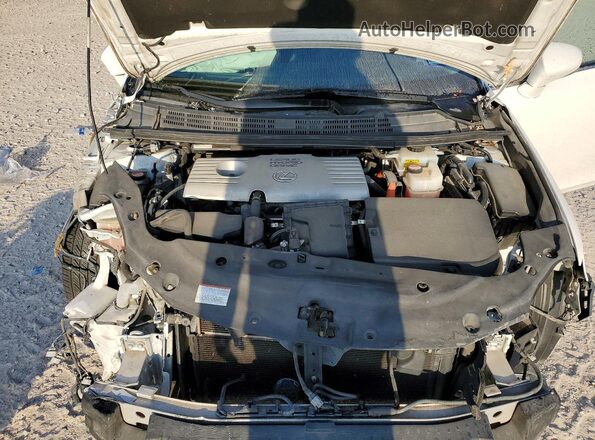JTHKD5BH2G2252276 2016 LEXUS CT White Rear interior view
