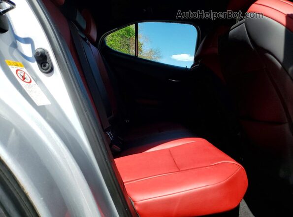 JTHU9JBH3K2013721 2019 LEXUS UX Silver Vista de los asientos traseros
