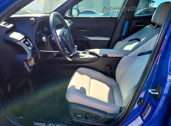JTHX6JBH2P2133832 2023 LEXUS UX Blue წინა სალონის ხედი
