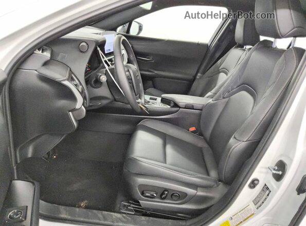JTHX6JBH5R2176550 2024 LEXUS UX White Vista interior delantera