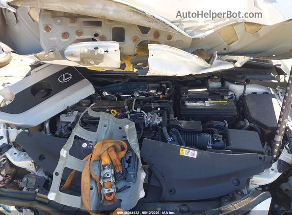 JTHY3JBH3K2018968 2019 LEXUS UX 200 White უკანა ხედი