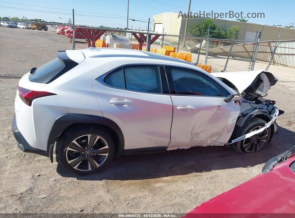JTHY3JBH3K2018968 2019 LEXUS UX 200 White უკანა სალონის ხედი
