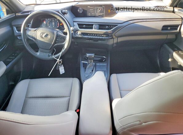 JTHY3JBH4K2001905 2019 LEXUS UX Белый Вид панели приборов