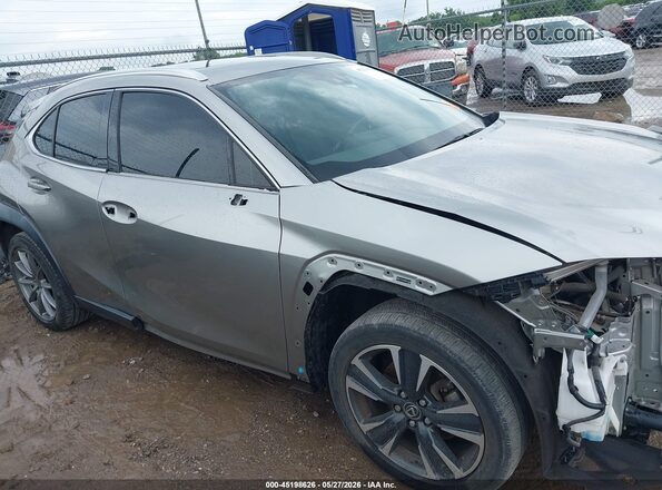JTHY3JBH5K2017465 2019 LEXUS UX 200 Silver 360 interior view