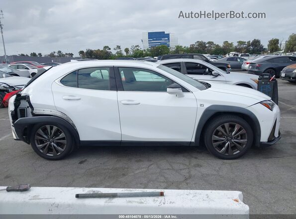 JTHY3JBHXK2002881 2019 LEXUS UX 200 White Սալոնի հետևի տեսք