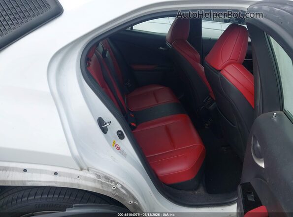 JTHY3JBHXK2002881 2019 LEXUS UX 200 White VIN կոդի պիտակի տեսք