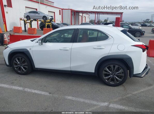 JTHY3JBHXK2002881 2019 LEXUS UX 200 White Սալոնի 360 աստիճան տեսք