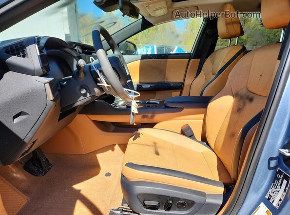 JTJAAAAB3SA031745 2025 LEXUS RZ Серый Вид салона спереди