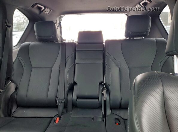 JTJAB7CX5P4027002 2023 LEXUS LX Beige Հետևի նստատեղերի տեսք