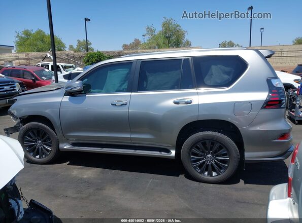 JTJAM7BX1P5348783 2023 LEXUS GX 460 Gray Vista interior trasera