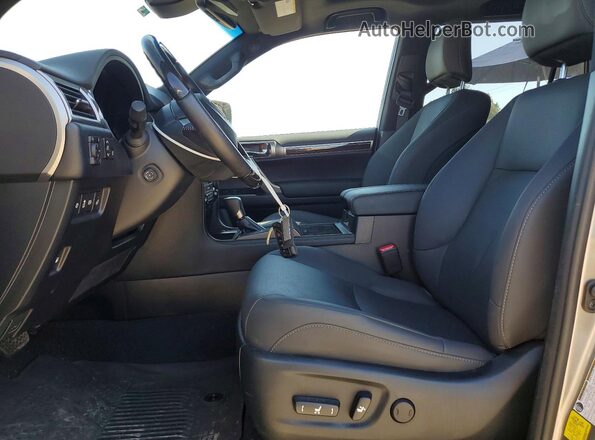 JTJAM7BX4P5369577 2023 LEXUS GX Silver Вид салону спереду
