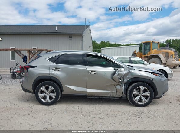 JTJBARBZ4H2108592 2017 LEXUS NX 200T Silver Vista interior trasera