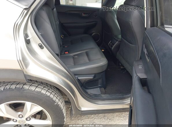 JTJBARBZ4H2108592 2017 LEXUS NX 200T Silver Vista de la etiqueta del VIN
