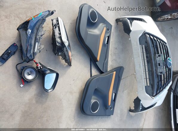 JTJDARBZ9M5025256 2021 LEXUS NX 300 White Սարքավորումների վահանակի տեսք