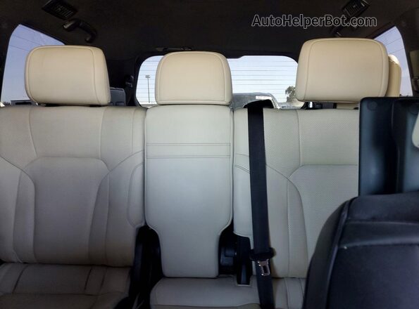 JTJDY7AX0L4320444 2020 LEXUS LX Gray Հետևի նստատեղերի տեսք