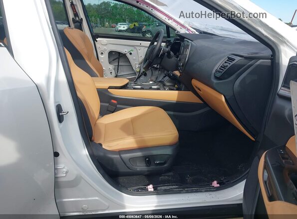 JTJGGCEZ0R2014353 2024 LEXUS NX 350 White Front interior view